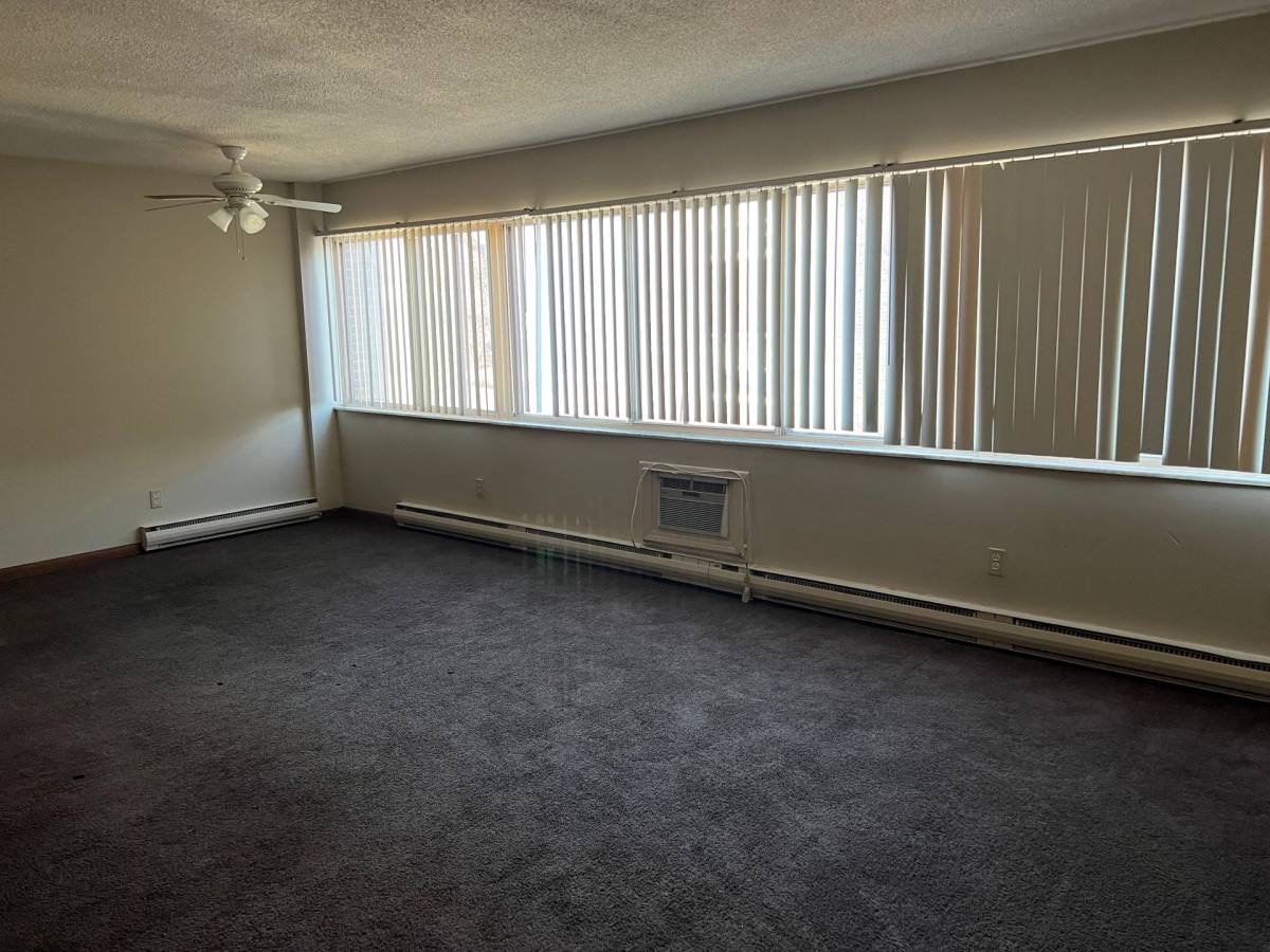 Apartment for rent at 205 19th St NE, Canton, OH 44714