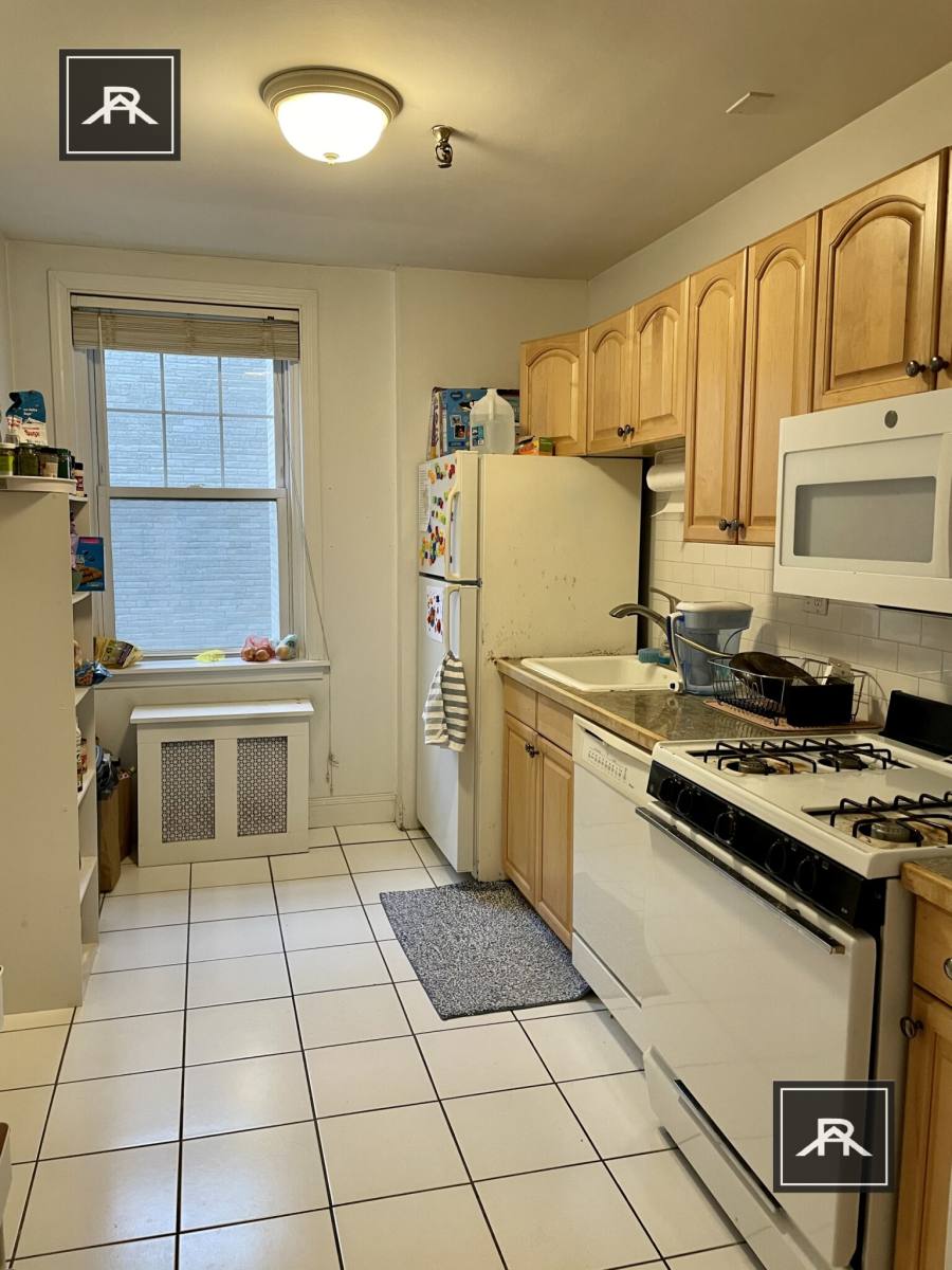 Apartment for rent at 1997 Commonwealth Ave #28, Brighton, MA 02135
