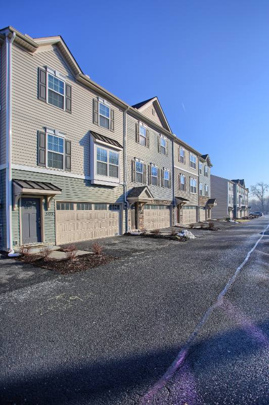 Condo for rent at 5175 Winthrop Ave, Mechanicsburg, PA 17050