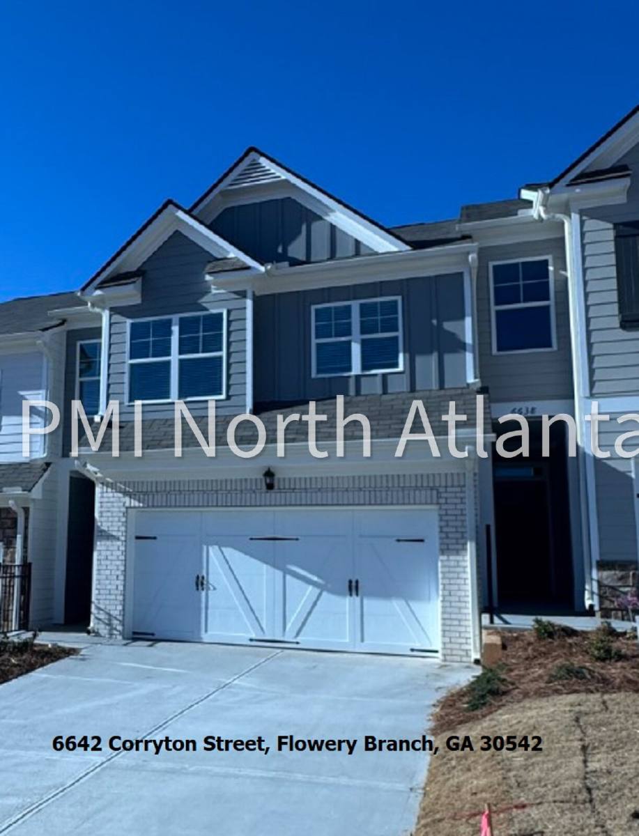 Townhouse for rent at 6642 Corryton St, Flowery Branch, GA 30542