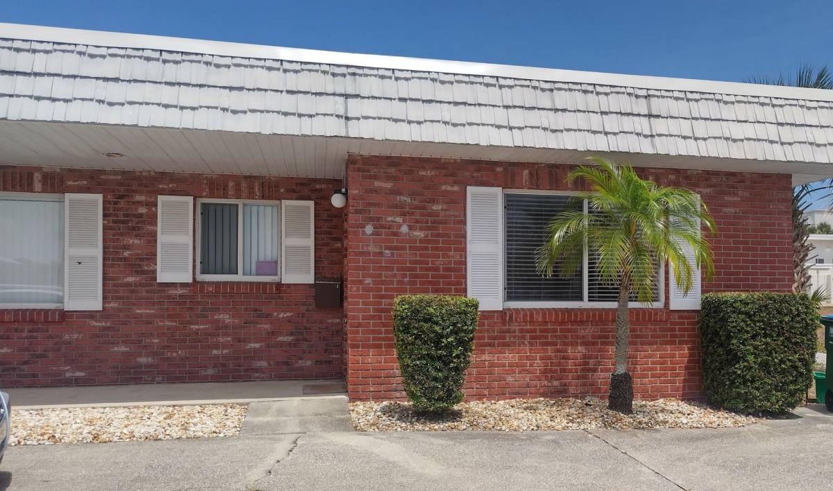 House for rent at 3717 Cardinal Blvd, Daytona Beach, FL 32118