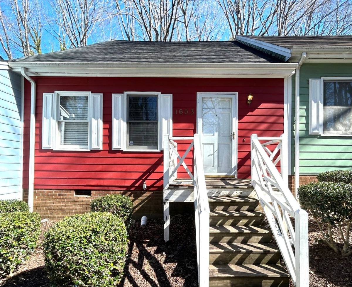 Townhouse for rent at 1603 Roanoke St, Raleigh, NC 27606