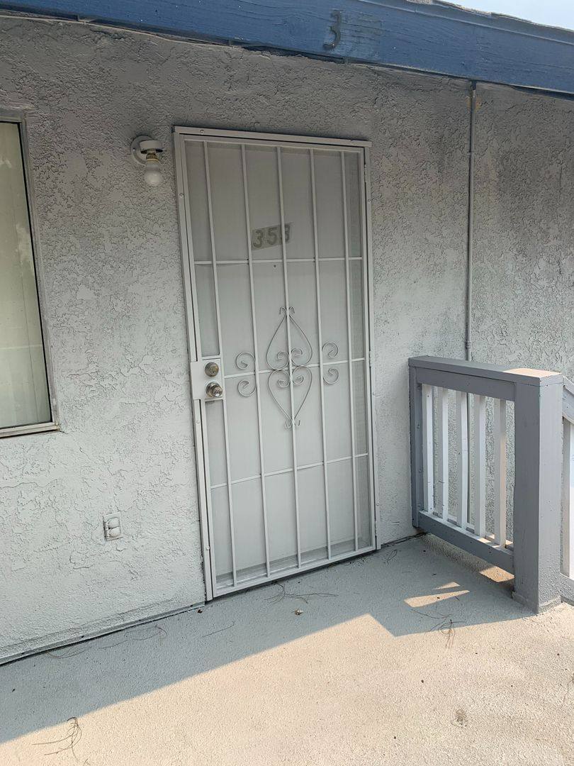 Apartment for rent at 347 S Maple Ave, Rialto, CA 92376