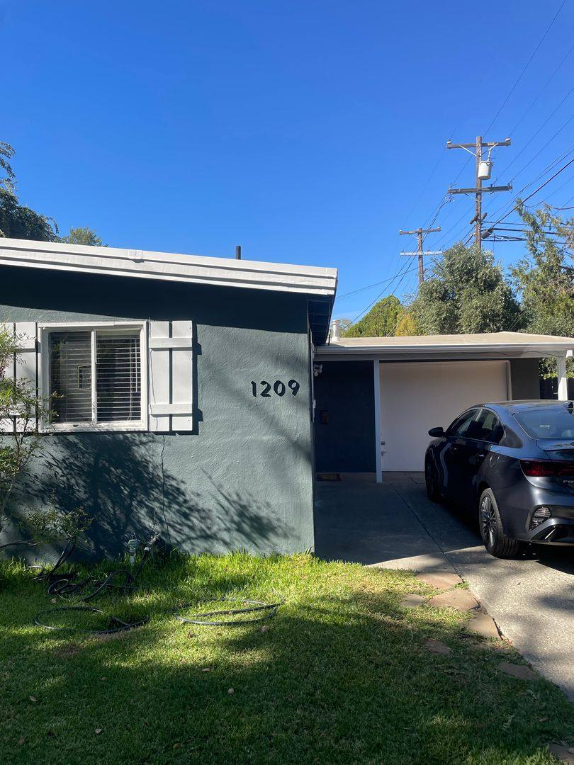 House for rent at 1209 Colgate Dr, Davis, CA 95616