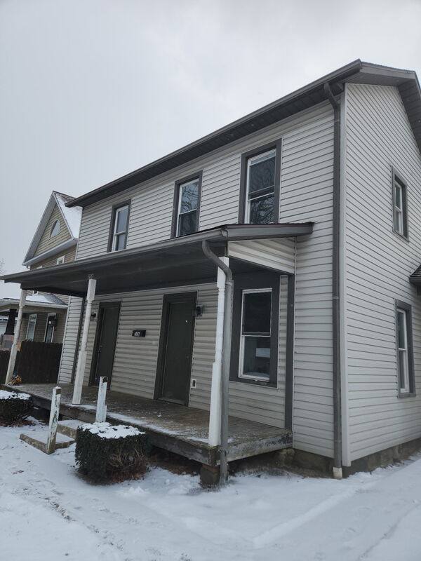 Apartment for rent at 226 Beaver Ave NE #A&B, New Philadelphia, OH 44663