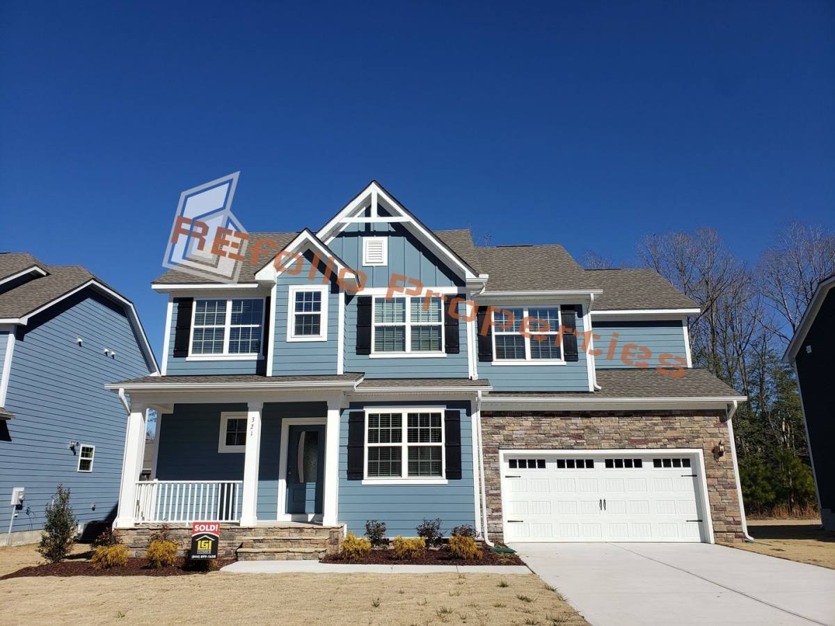 House for rent at 321 Quarryrock Rd, Holly Springs, NC 27540