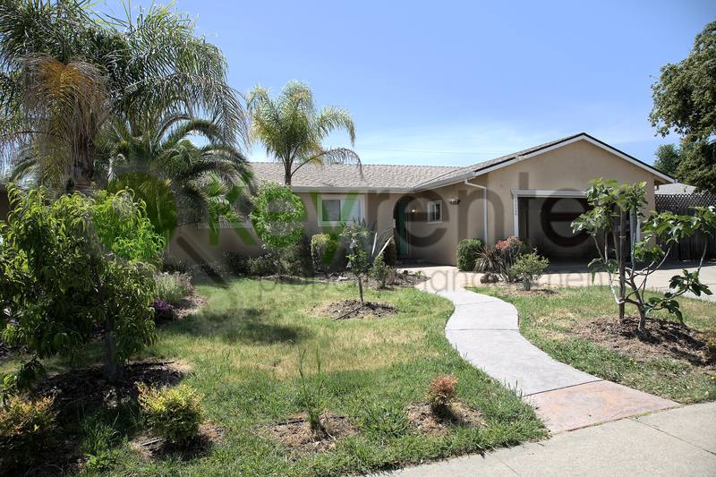 House for rent at 9024 Alderson Ave, Sacramento, CA 95826