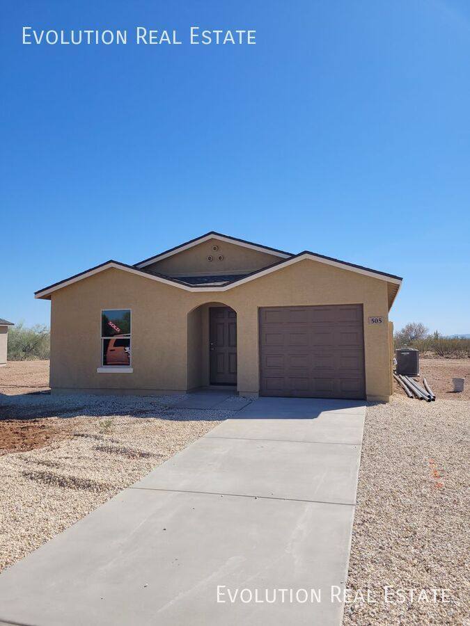 House for rent at 505 W Hilquit Dr, Morristown, AZ 85342