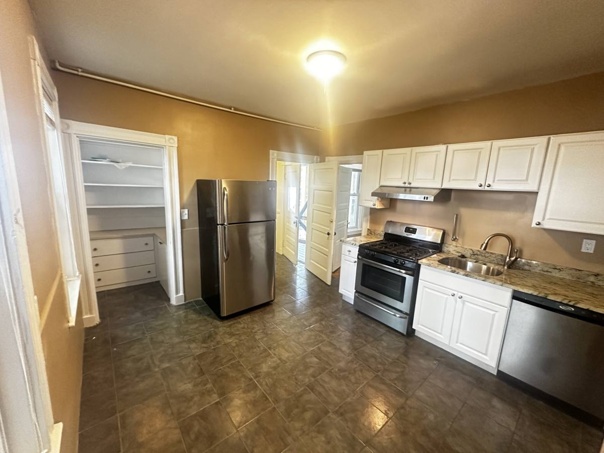 Apartment for rent at 42 Calvin St #1L, Somerville, MA 02143