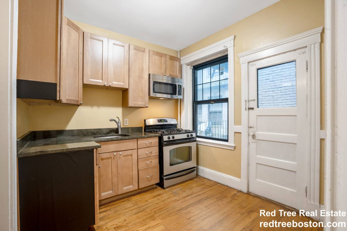 Apartment for rent at 59 Lanark Rd #2, Brighton, MA 02135