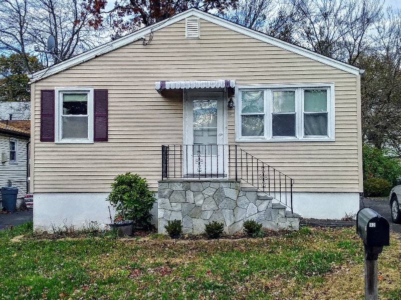 Condo for rent at 92 Harding Ave, West Haven, CT 06516