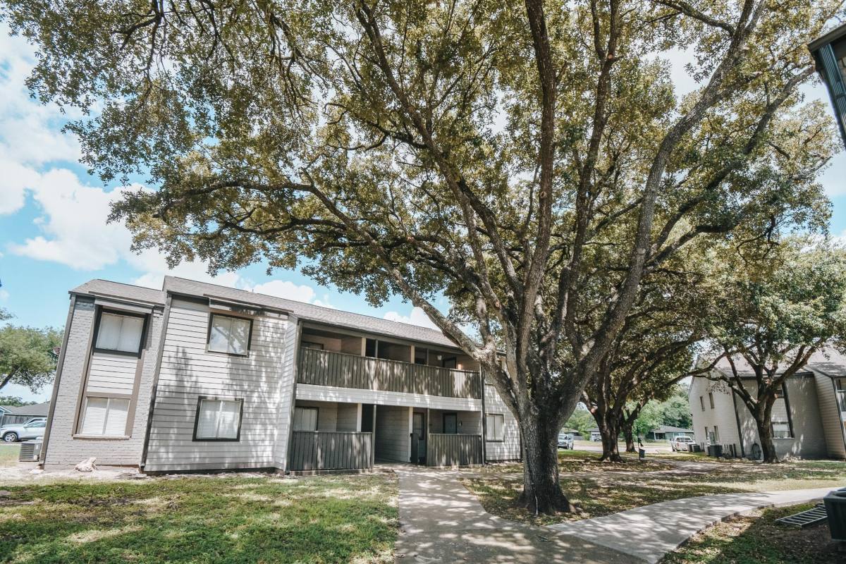 Apartment for rent at 3001 Arroyo Dr, Victoria, TX 77901