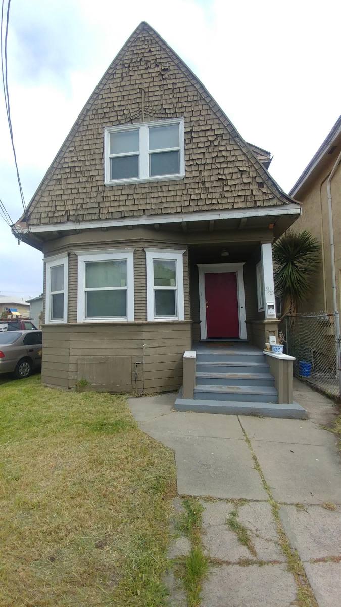 House for rent at 940 33rd St, Emeryville, CA 94608