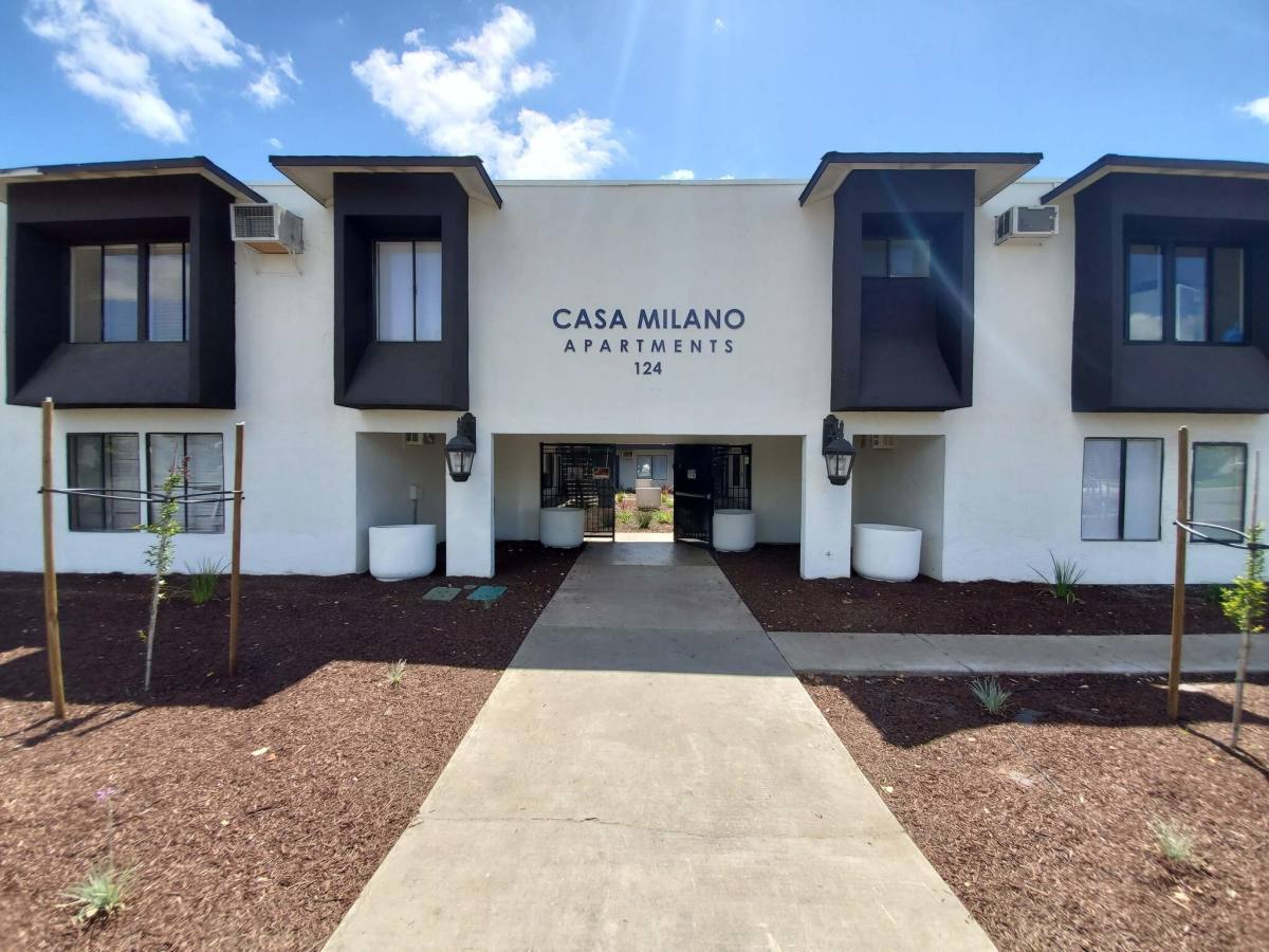Townhouse for rent at 124 E 13th St #18, Marysville, CA 95901