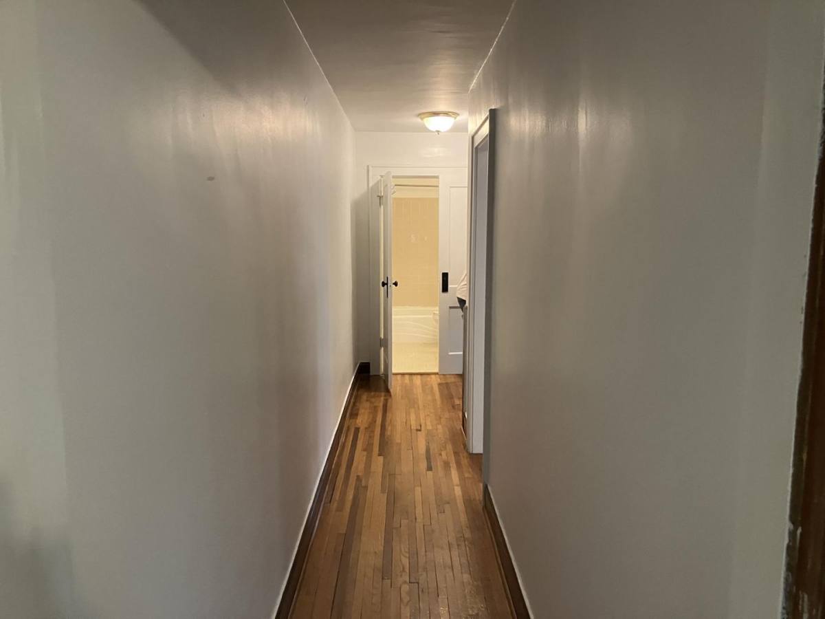 House for rent at Crestview, 240 E Kelso Rd #1, Columbus, OH 43202