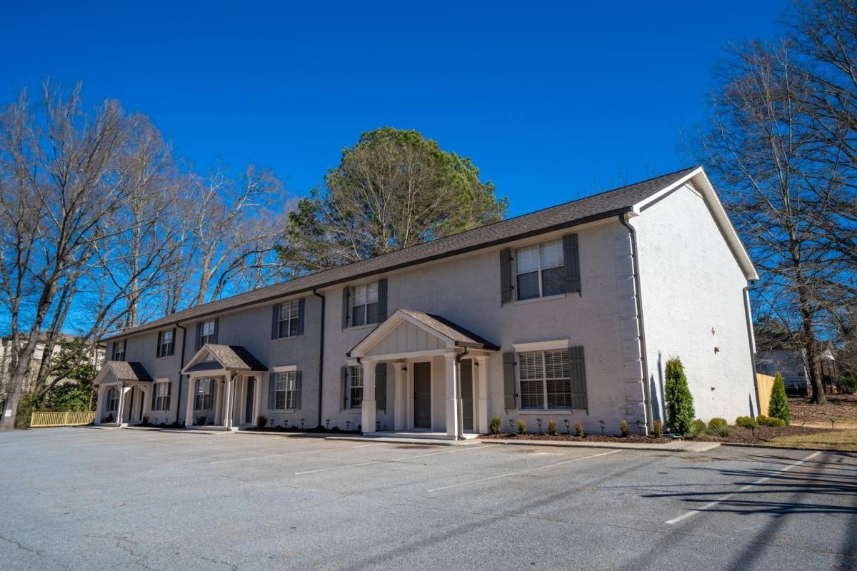 Townhouse for rent at 112 Dupree Rd, Woodstock, GA 30188