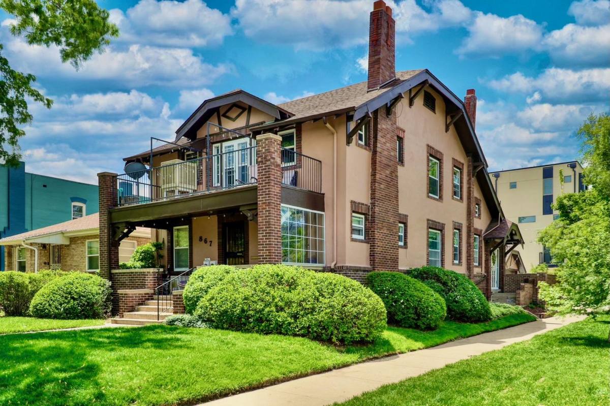 House for rent at 867 Ogden St #O2, Denver, CO 80218