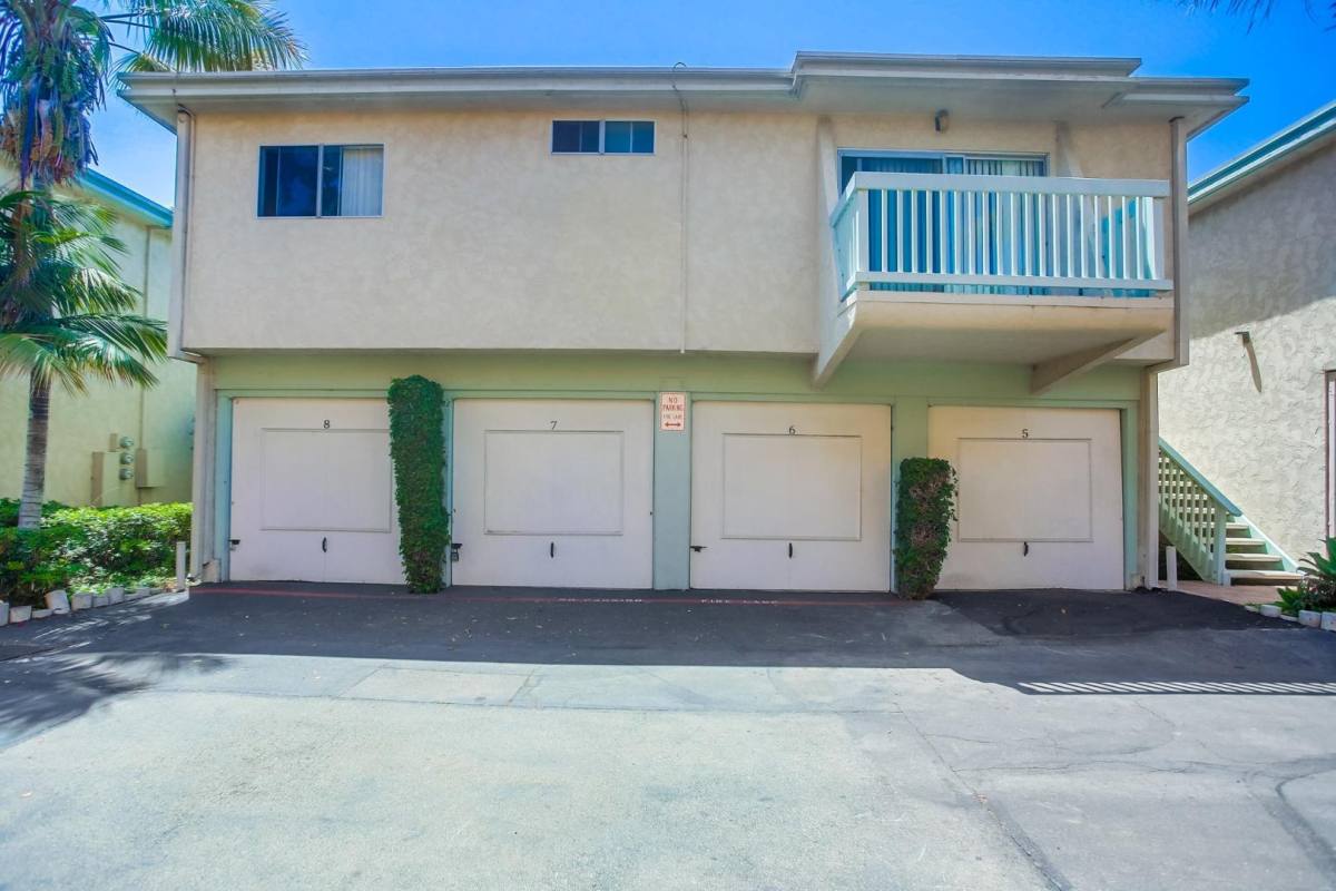 Apartment for rent at 975 Laguna Dr #15, Carlsbad, CA 92008