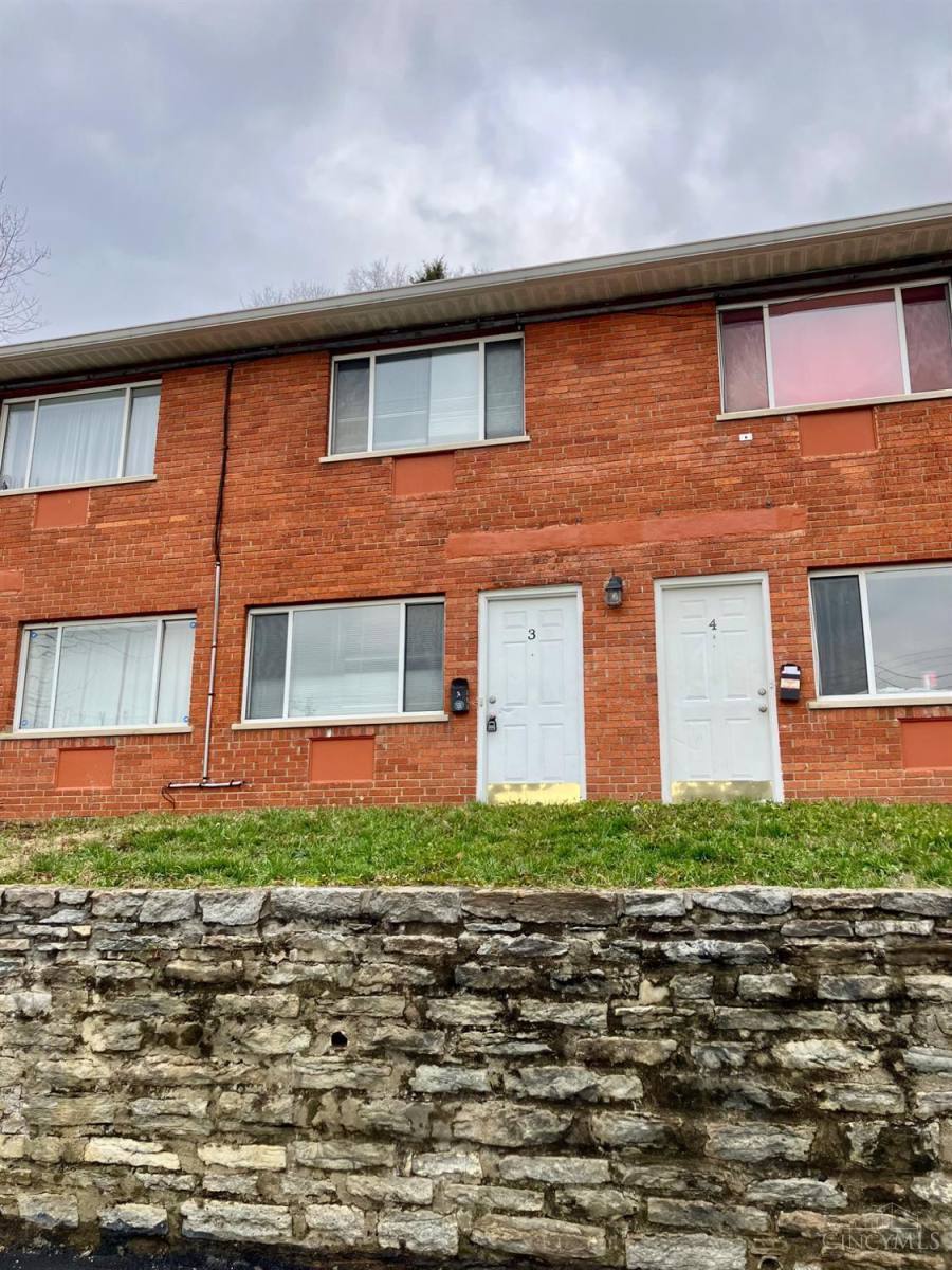 Townhouse for rent at 4136 River Rd #8, Cincinnati, OH 45204