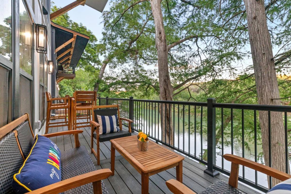 House for rent at River Cliff Estates, 6786 River Rd, New Braunfels, TX 78132