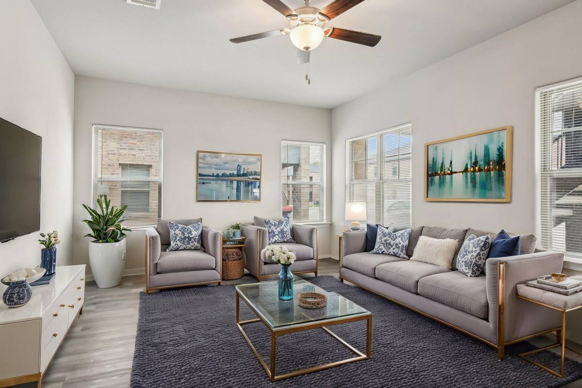 Apartment for rent at 531 Cooper Lane, Joshua, TX 76058