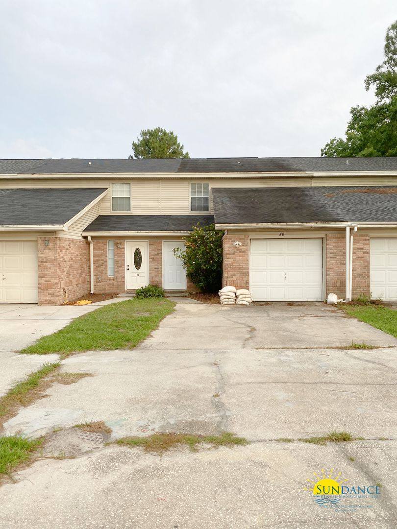 Townhouse for rent at 372 Schneider Dr, Fort Walton Beach, FL 32547