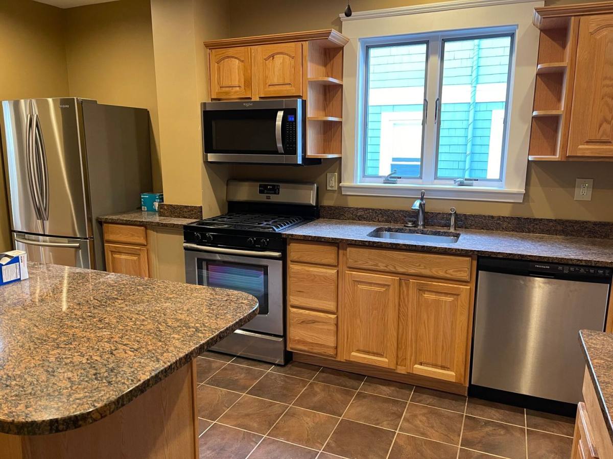 House for rent at 12 Barton St #1, Somerville, MA 02144