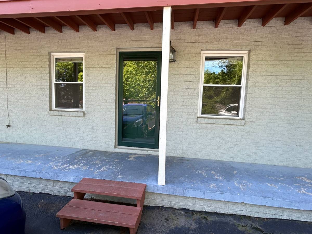 Apartment for rent at 1120 Stewart St, Oxford, AL 36203