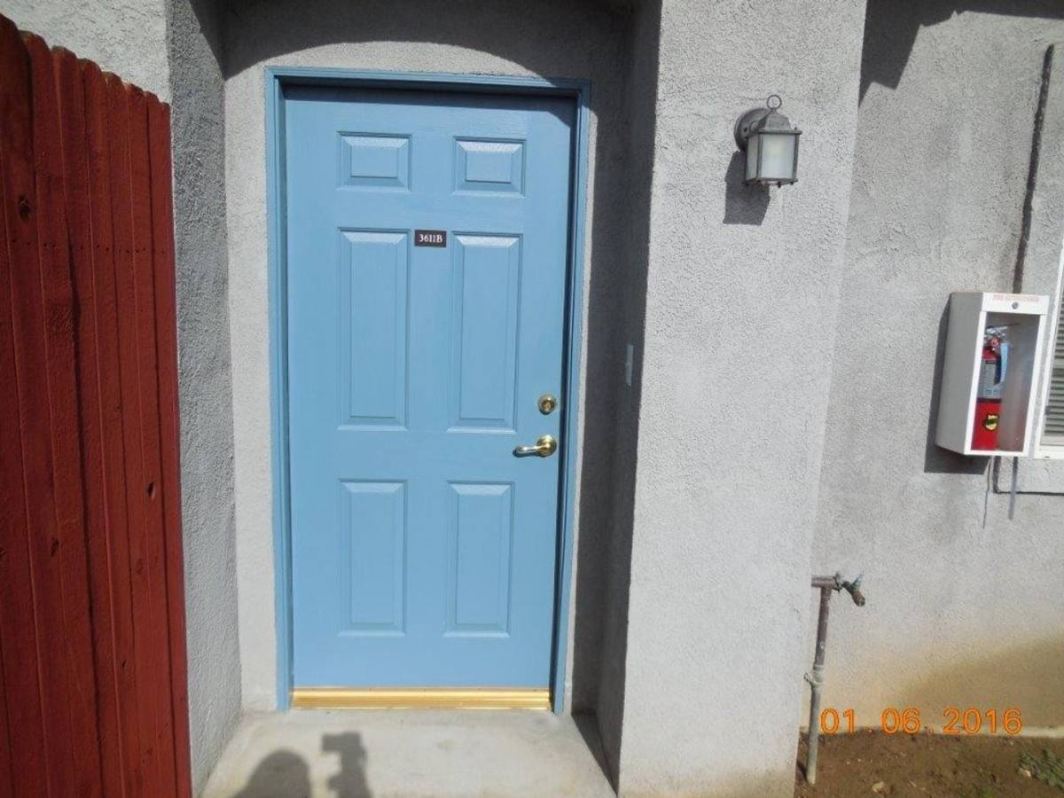 Apartment for rent at 3611 Pine Meadow Dr, Bakersfield, CA 93308