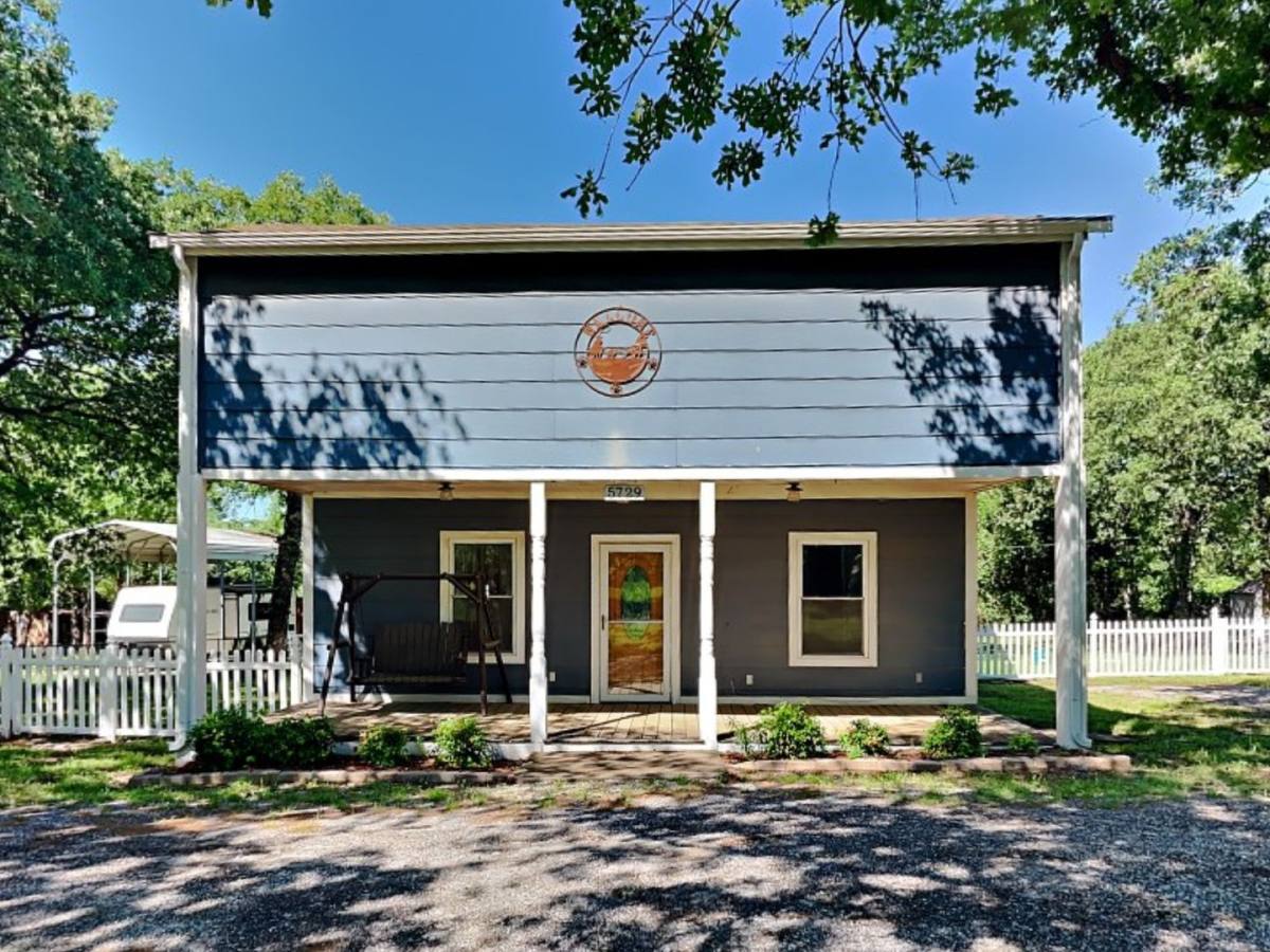 House for rent at 5729 Wilson Rd, Fort Worth, TX 76140