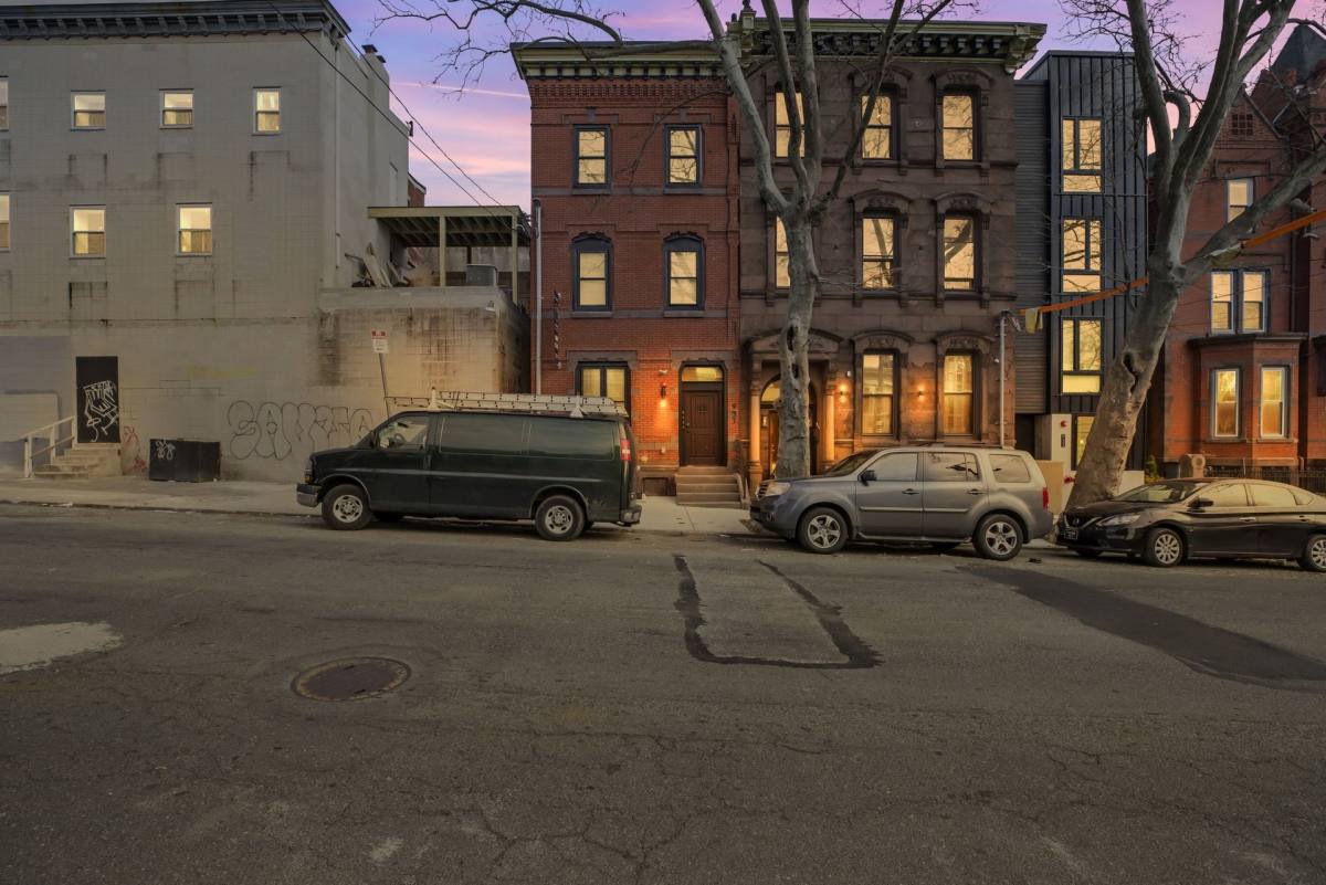 Apartment for rent at 937 N 29th St, Philadelphia, PA 19130