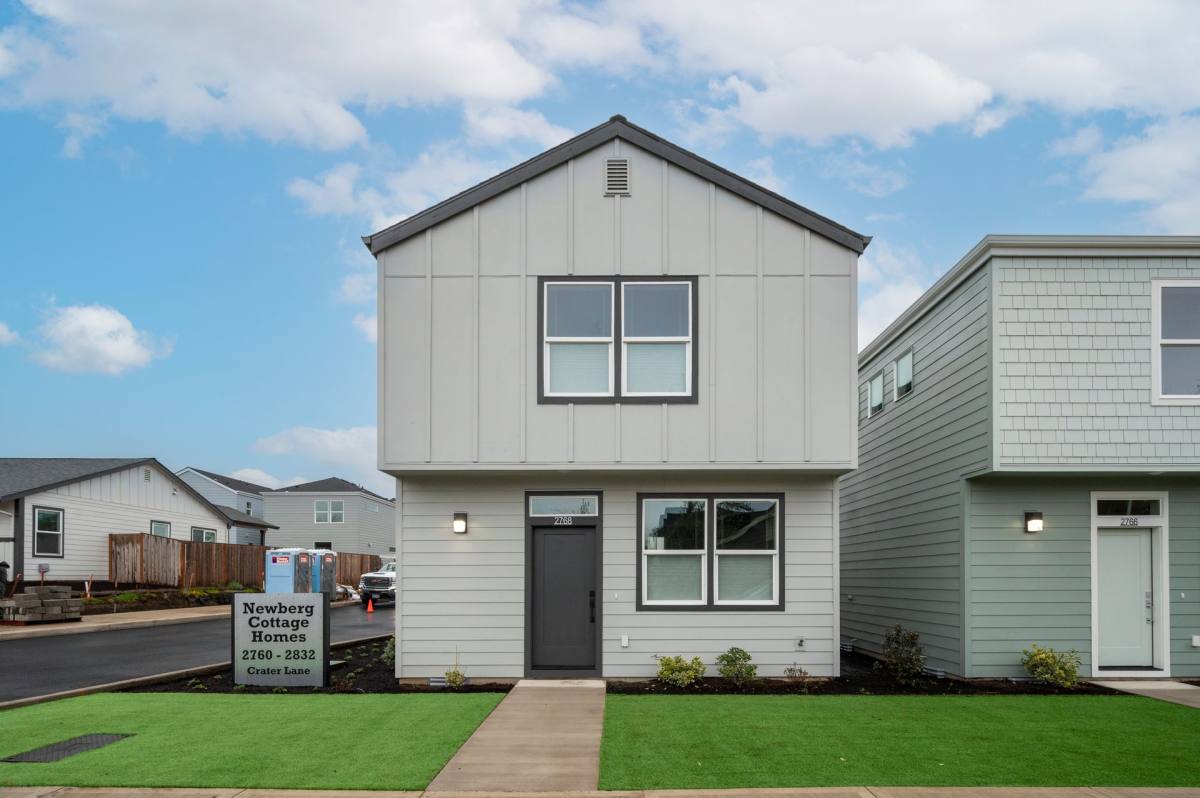 Townhouse for rent at 2760 N Crater Lane, Newberg, OR 97132