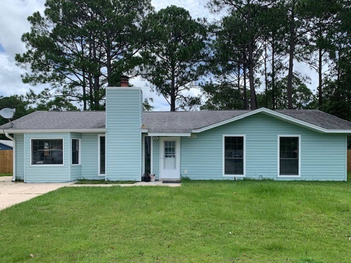 House for rent at 1425 Mixon Dr, Fort Walton Beach, FL 32547