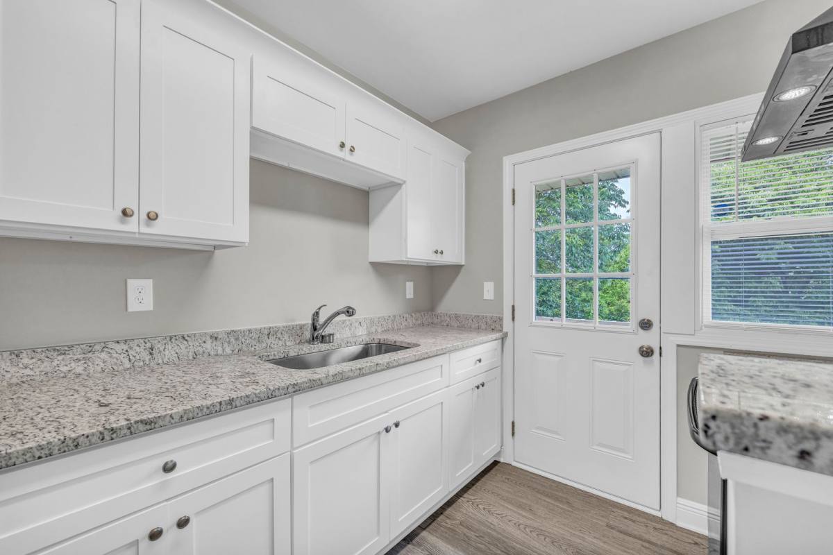 Apartment for rent at 16 Andrews Court, Toccoa, GA 30577