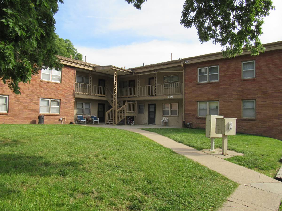 Apartment for rent at 130 Nicholas St, Council Bluffs, IA 51503
