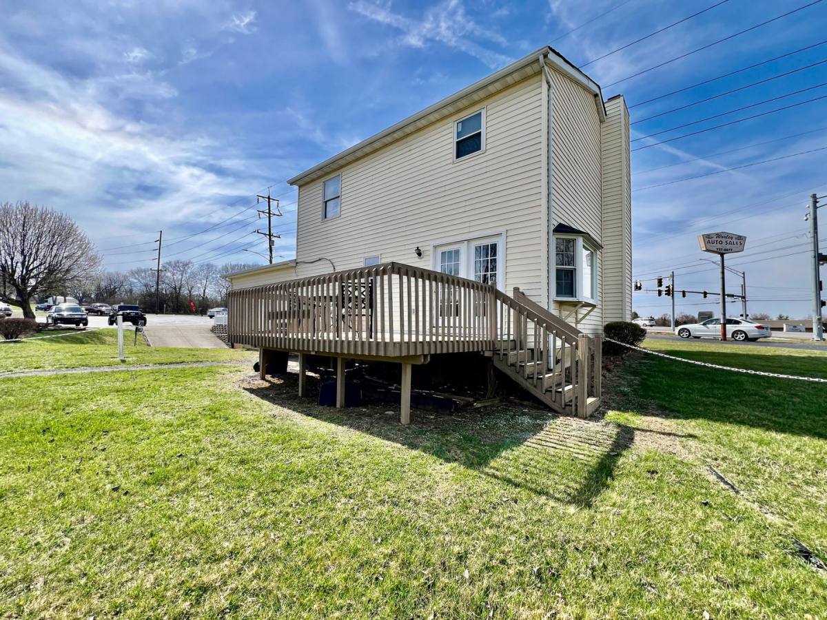 House for rent at 5042 Princeton Glendal Rd, Hamilton, OH 45011
