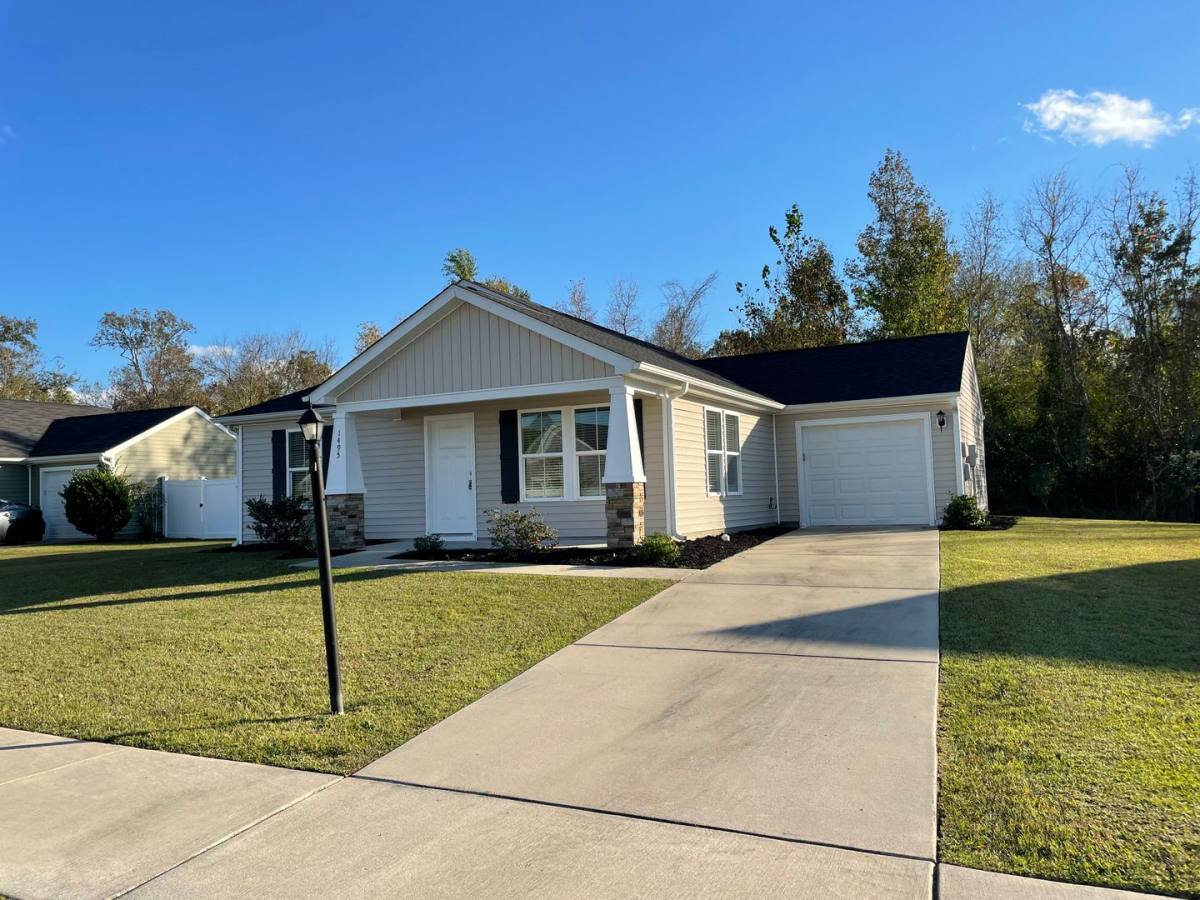 House for rent at 1495 Leatherman Rd, Conway, SC 29527