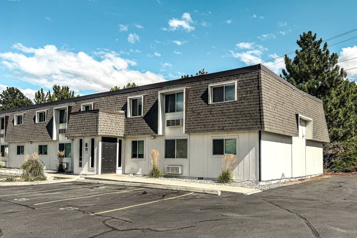 Apartment for rent at 490 9th St NE, East Wenatchee, WA 98802