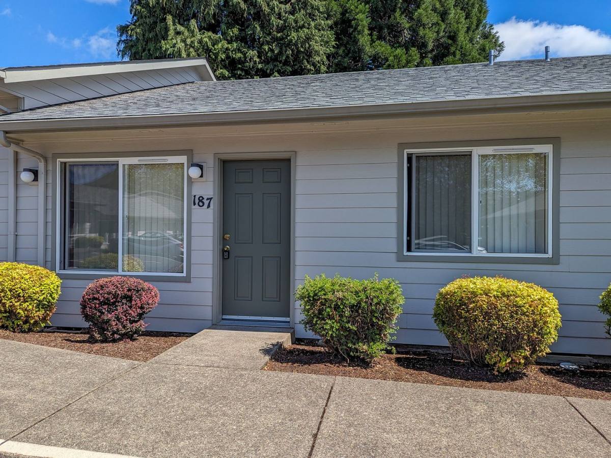 Apartment for rent at 159-197 Pembrook St SE, Salem, OR 97302