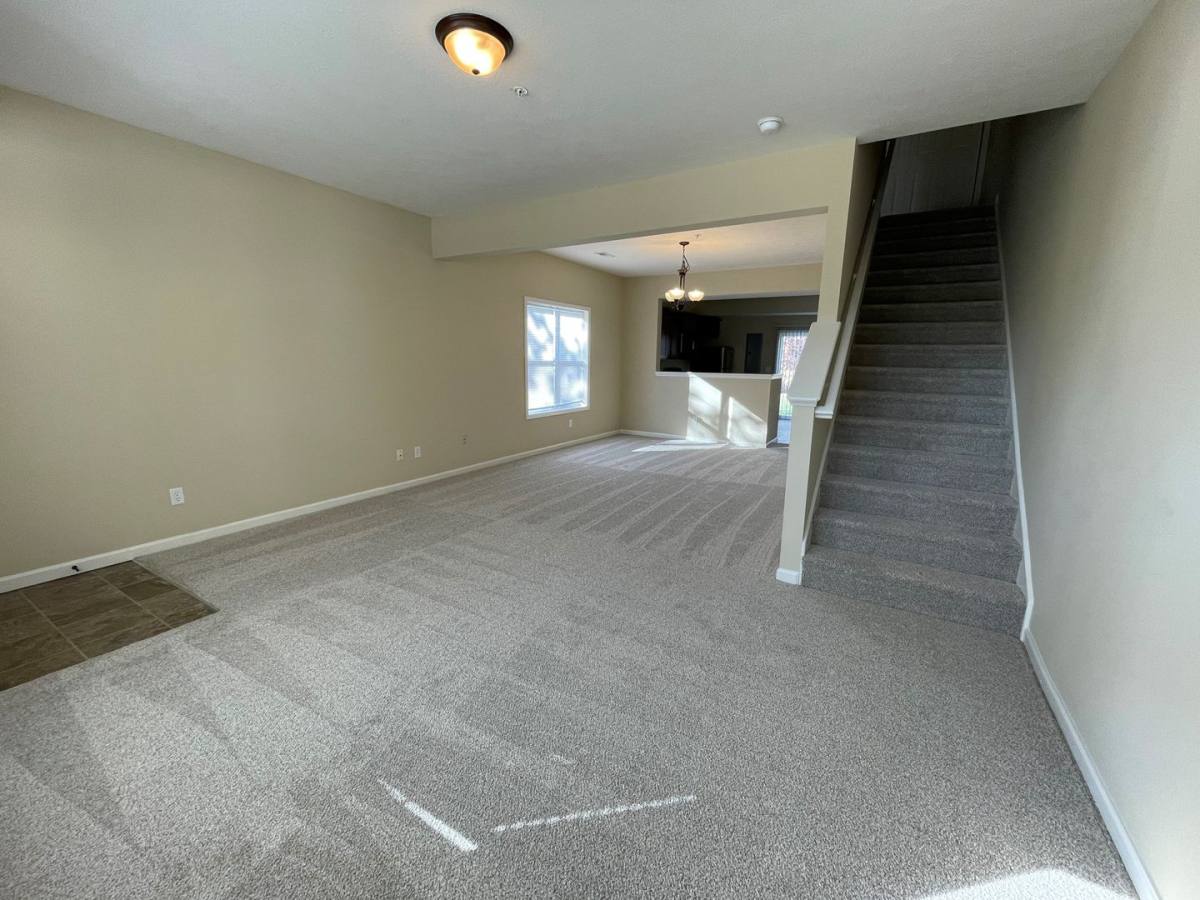 Apartment for rent at 542 W Main St, Danville, IN 46122