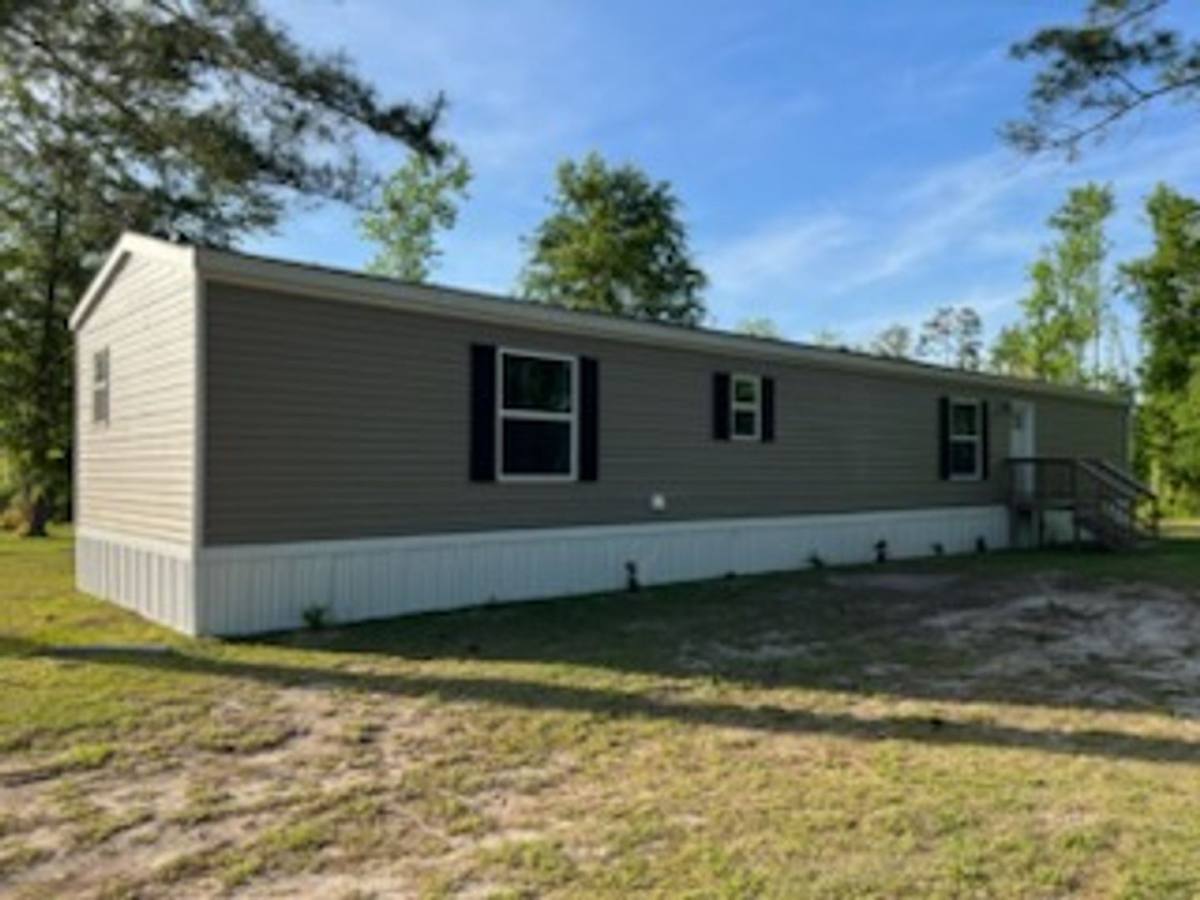 House for rent at 339 Quaker Bridge Rd, Jacksonville, NC 28546