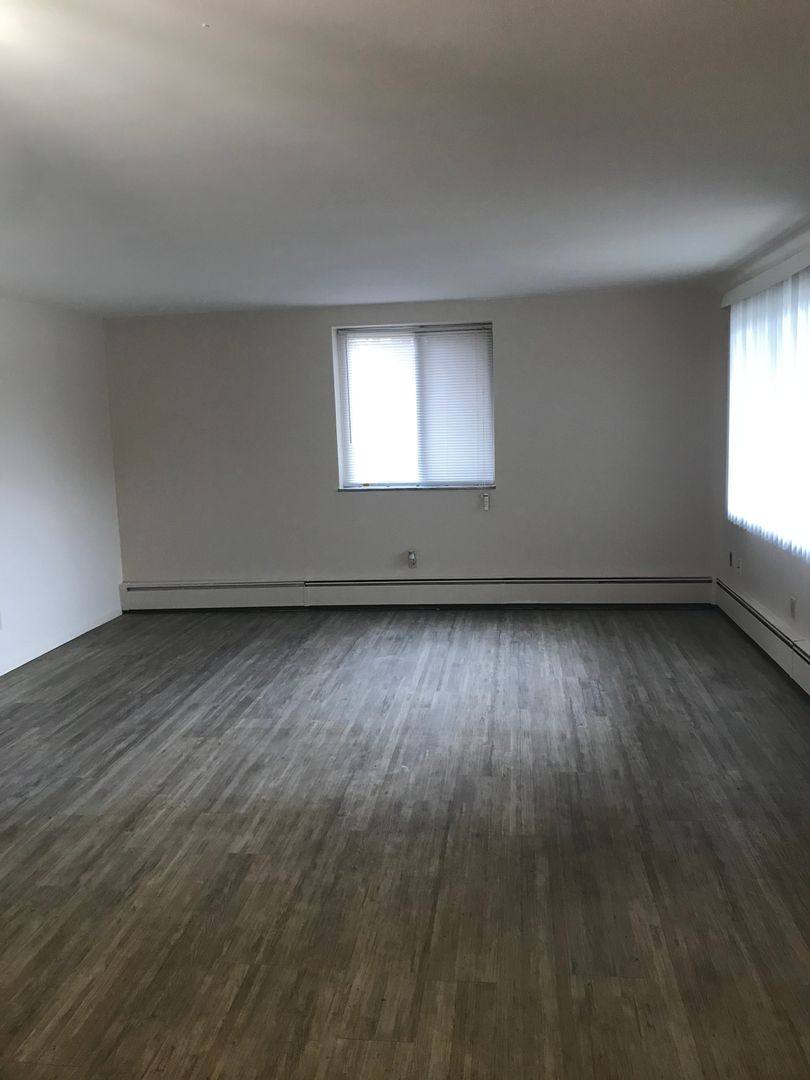 Apartment for rent at 2323 Newton St, Akron, OH 44305