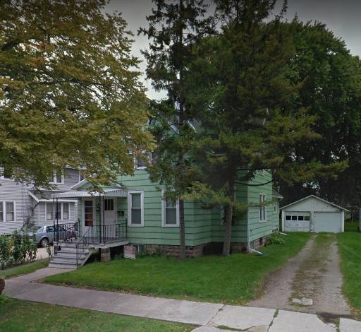 Apartment for rent at 1119 Doty St, Green Bay, WI 54301