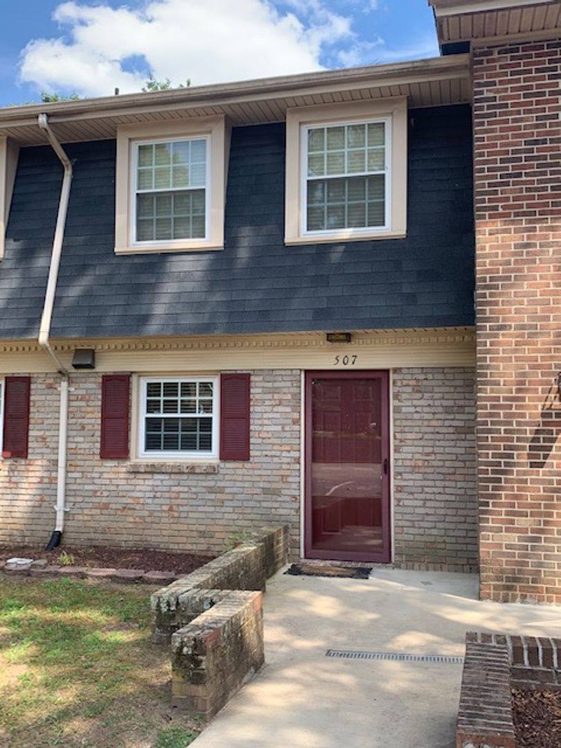 Townhouse for rent at 507 Cambridge Court, Roanoke Rapids, NC 27870