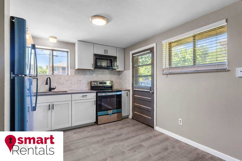 Apartment for rent at 497 S Holmes - C, Saint Louis, MO 63122