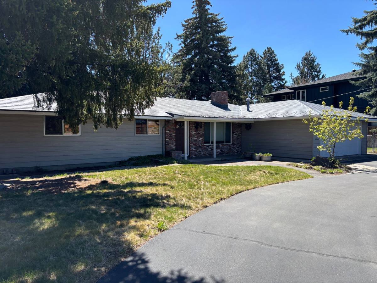 House for rent at 628 NW Harmon Blvd, Bend, OR 97703