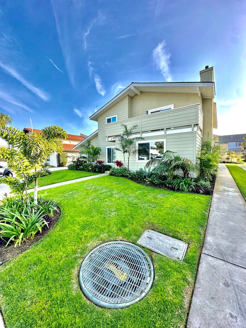 Apartment for rent at 4902-4922 Charlene Circle, Huntington Beach, CA 92649