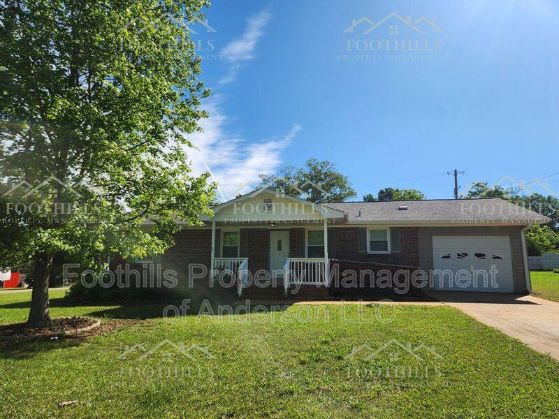 House for rent at 211 Brady Circle, Starr, SC 29684