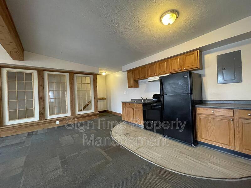 Apartment for rent at 306 N Potomac St #3, Hagerstown, MD 21740