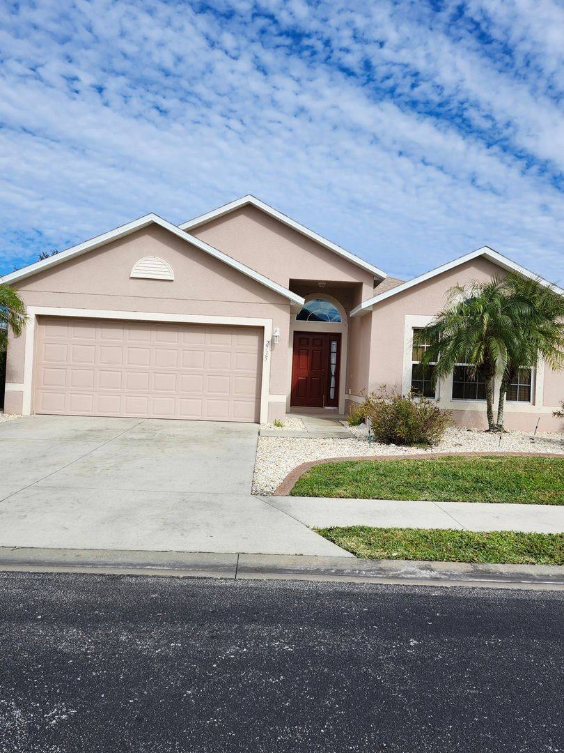 House for rent at 2735 Suncoast Lake Blvd, Punta Gorda, FL 33980
